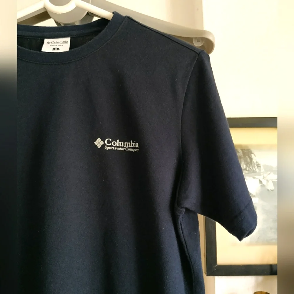 Colombia Women CSC basic logo Crew Neck graphic T-Shirt (S) - Picture 8 of 11